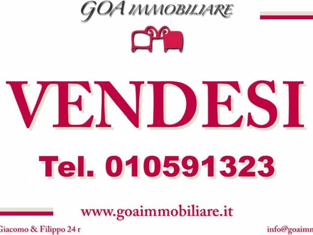 Locale Commerciale in vendita a Coronata, Genova