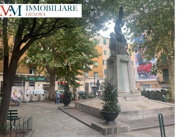 Locale Commerciale in vendita a Val Polcevera, Serra Riccò
