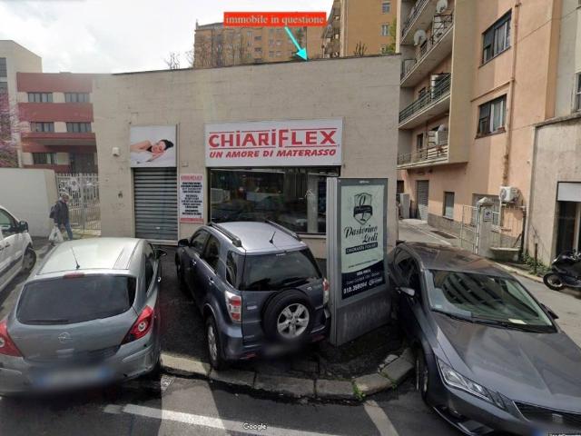 Locale Commerciale in vendita a Medio Levante, Serra Riccò