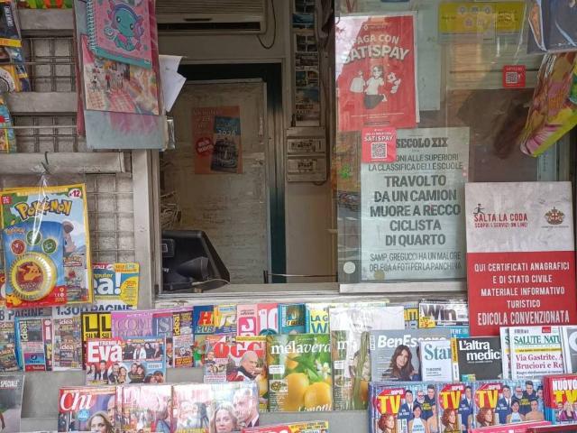 Locale Commerciale in vendita a Levante, Serra Riccò