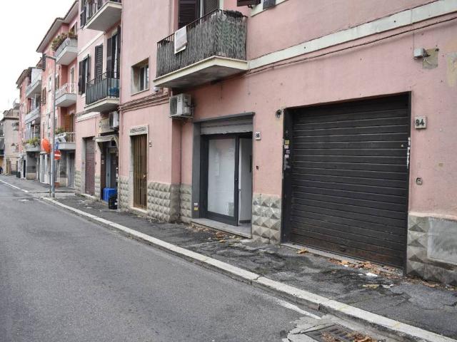 Locale Commerciale in vendita a Ville di Nemi, Roma Capitale
