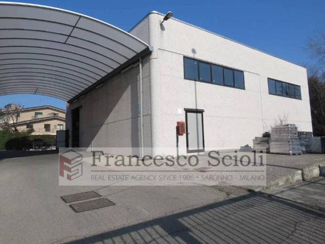 Locale Commerciale in vendita a Gerenzano, Varese
