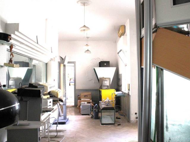 Locale Commerciale in vendita a Giarre, Sicilia