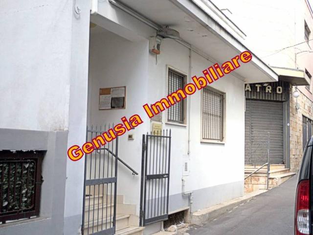 Locale Commerciale in vendita a Ginosa, Taranto