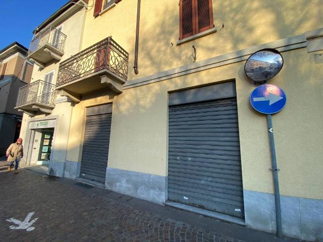 Locale Commerciale in vendita a Gorgonzola, Lombardia