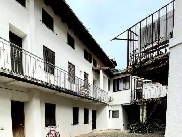 Locale Commerciale in vendita a Carinthia / Gorišček, Gorizia