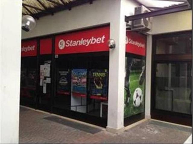 Locale Commerciale in vendita a Studenec / Studenitz, Gorizia
