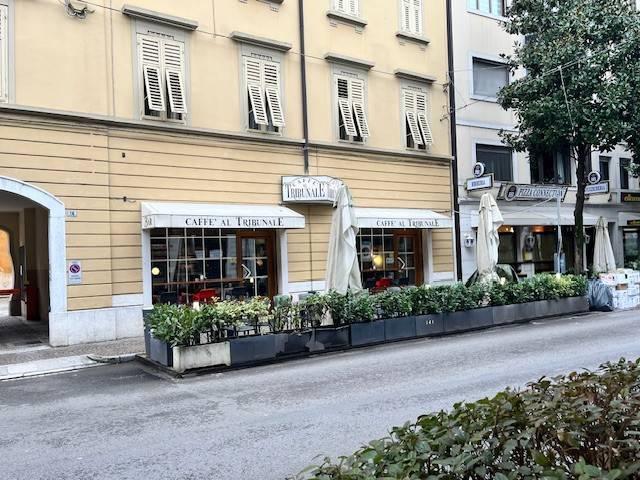 Locale Commerciale in vendita a San Rocco / Podturn, Gorizia