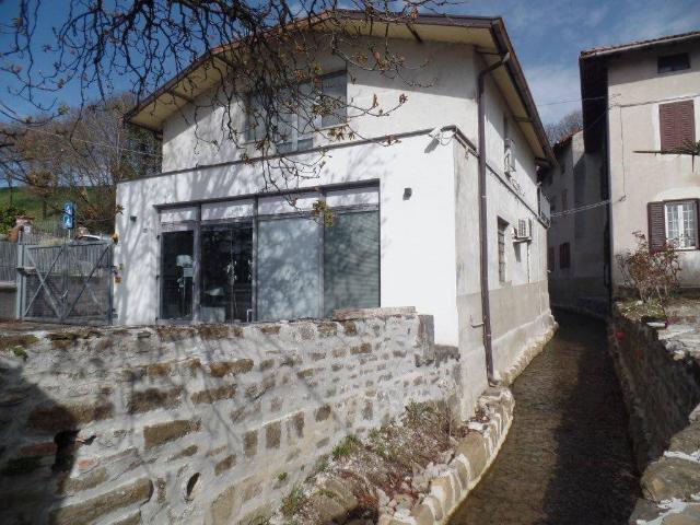 Locale Commerciale in vendita a Pubrida, Gorizia