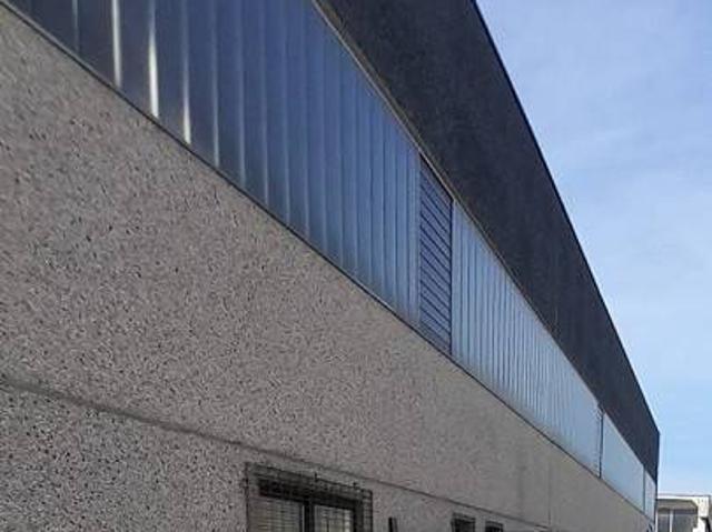 Locale Commerciale in vendita a Sordello, Gragnano Trebbiense