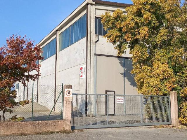 Locale Commerciale in vendita a Gragnano Trebbiense, Reggio Emilia