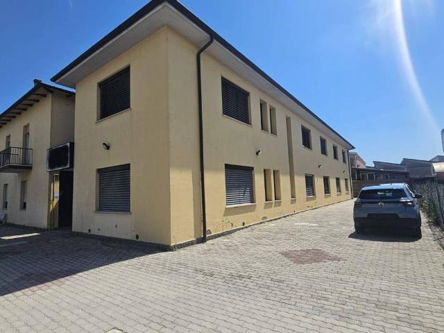 Locale Commerciale in vendita a Unione Terre di Pianura, Granarolo Dell'emilia