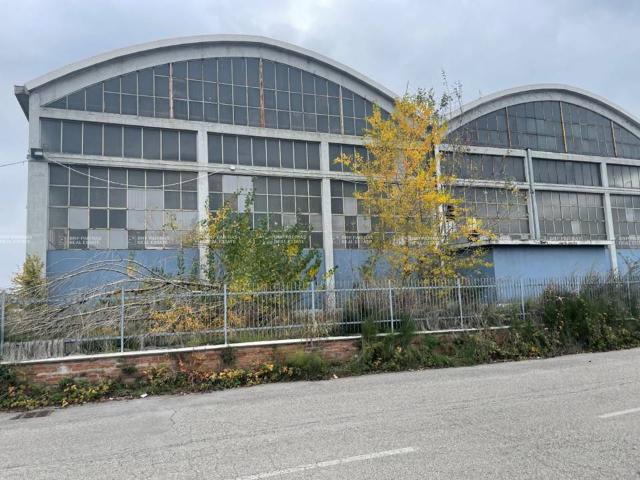 Locale Commerciale in vendita a Unione Terre di Pianura, Granarolo Dell'emilia
