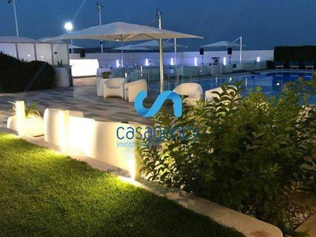 Locale Commerciale in vendita a Puglia, Bari