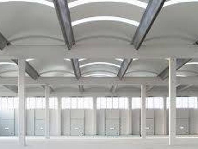 Locale Commerciale in vendita a Grezzago, Lombardia