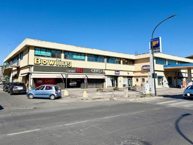 Locale Commerciale in vendita a Centro, Monte Argentario