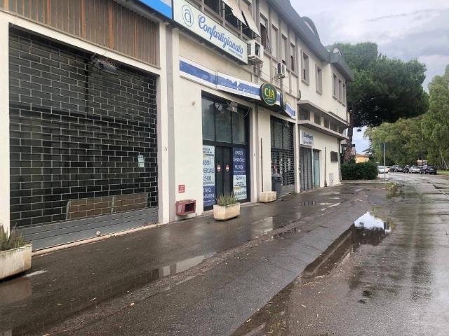 Locale Commerciale in vendita a Centro, Monte Argentario