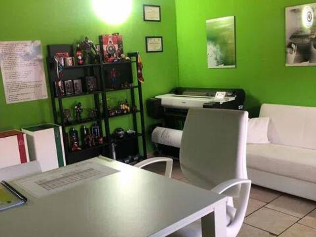Locale Commerciale in vendita a Rugginosa, Grosseto