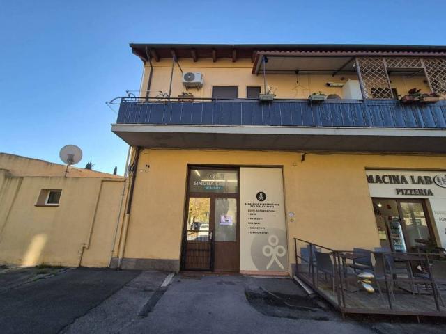Locale Commerciale in vendita a Centro, Monte Argentario