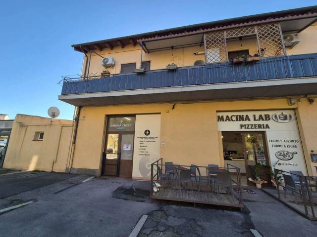Locale Commerciale in vendita a Centro, Monte Argentario