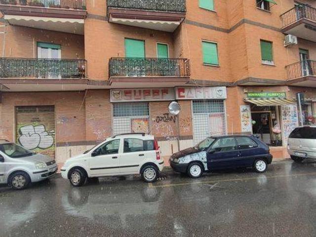 Locale Commerciale in vendita a Guidonia Montecelio, Roma Capitale