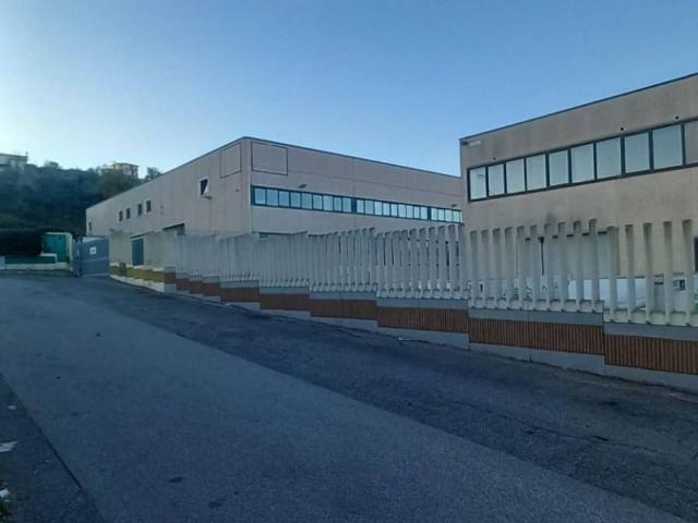 Locale Commerciale in vendita a Guidonia Montecelio, Roma Capitale