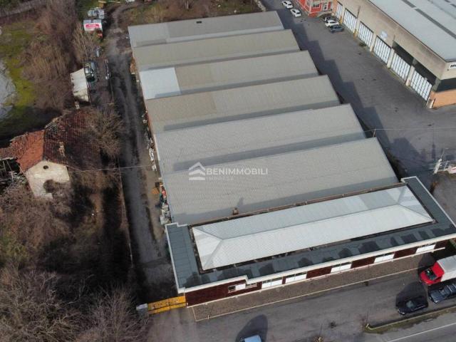 Locale Commerciale in vendita a Sale, Gussago