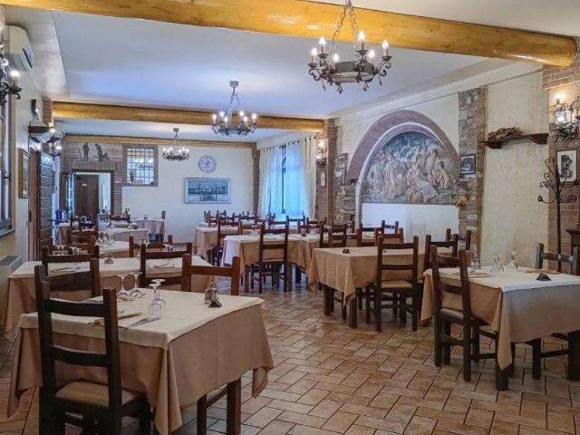 Locale Commerciale in vendita a Sale, Gussago
