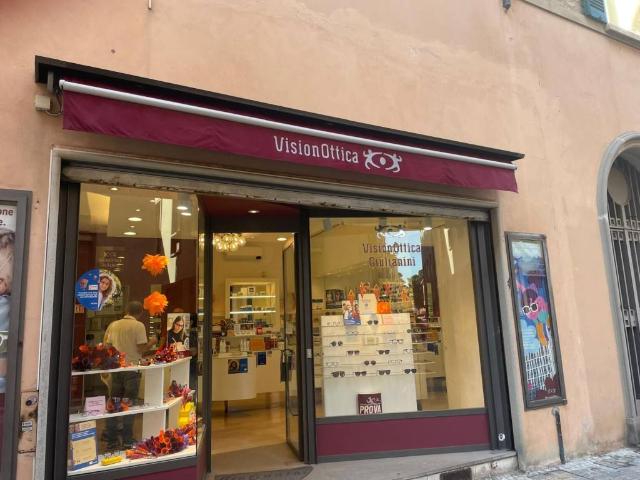 Locale Commerciale in vendita a Nuovo Circondario Imolese, Imola