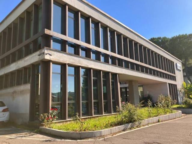 Locale Commerciale in vendita a Le Rose, Impruneta