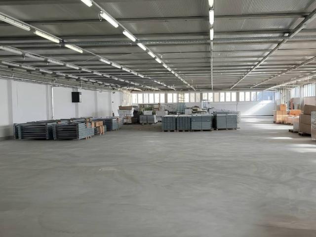 Locale Commerciale in vendita a Le Rose, Impruneta