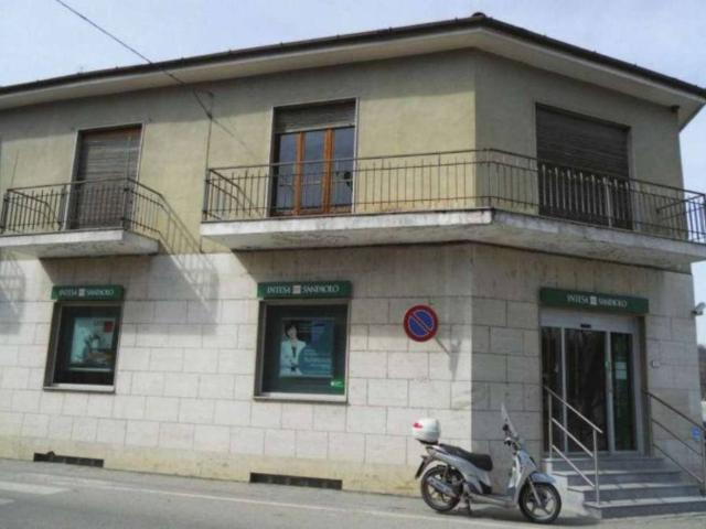 Locale Commerciale in vendita a Piemonte, Asti