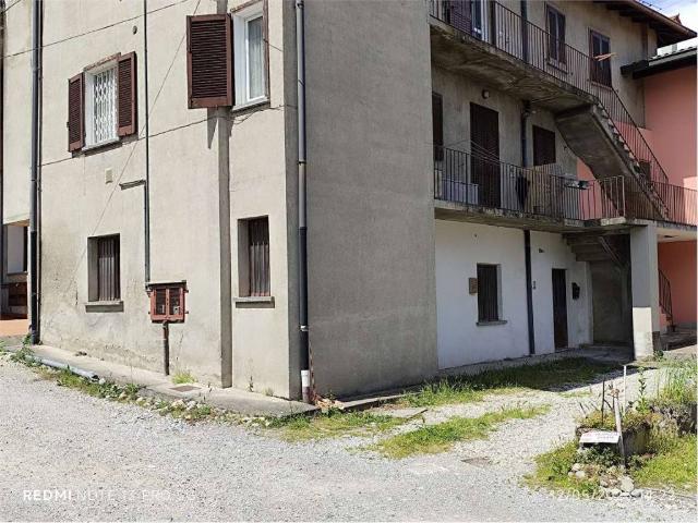 Locale Commerciale in vendita a Villa Romanò, Inverigo