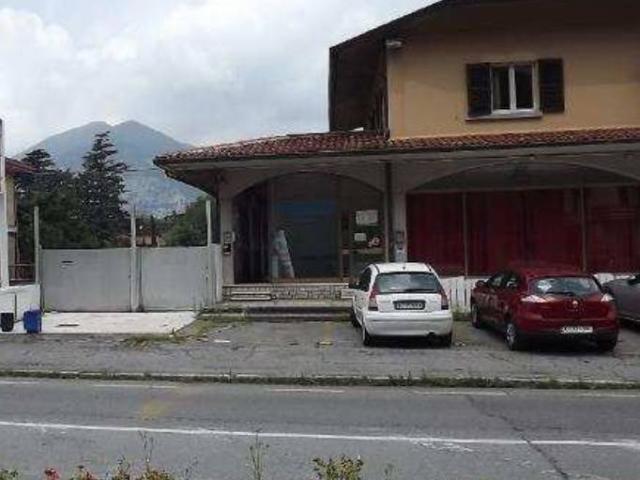 Locale Commerciale in vendita a Comunità montana del Sebino bresciano, Iseo