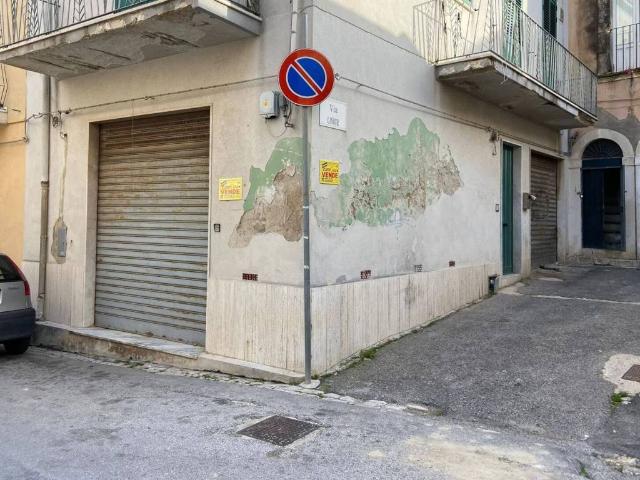 Locale Commerciale in vendita a Ispica, Sicilia