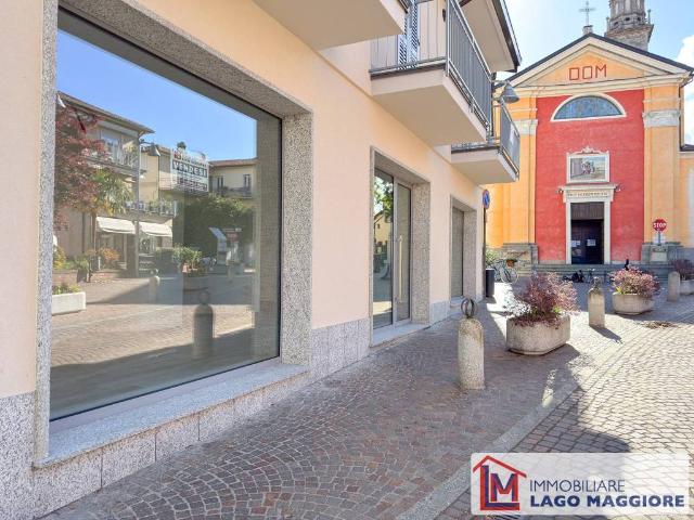 Locale Commerciale in vendita a Ispra, Lombardia