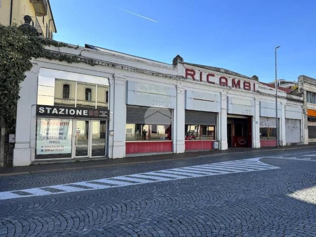 Locale Commerciale in vendita a Borghetto, Piemonte