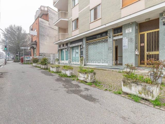 Locale Commerciale in vendita a Borghetto, Piemonte