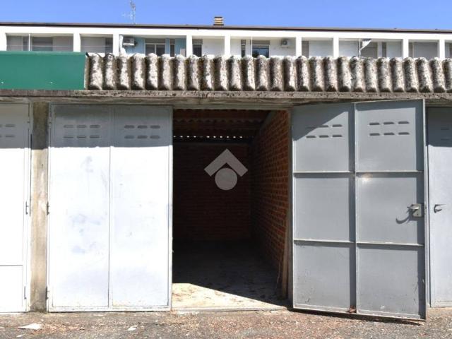 Locale Commerciale in vendita a Bellavista, Piemonte