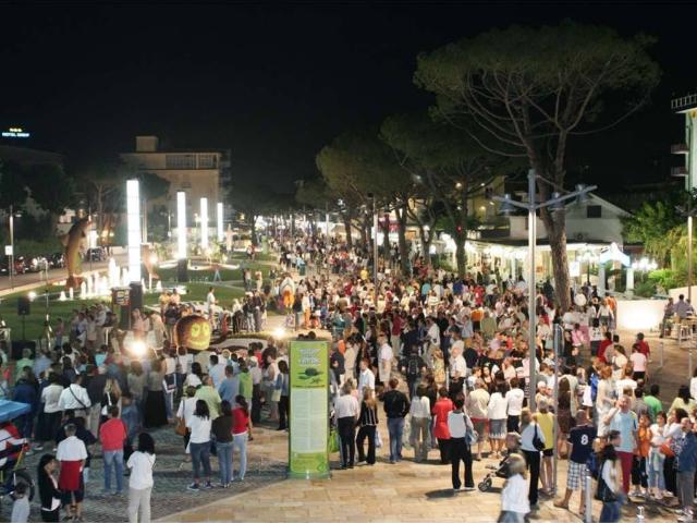Locale Commerciale in vendita a Jesolo, Veneto
