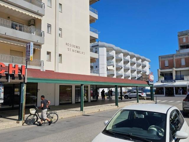 Locale Commerciale in vendita a Jesolo, Veneto