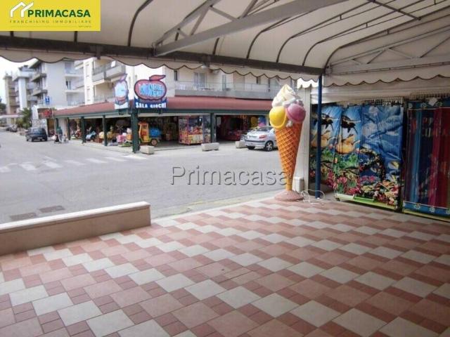 Locale Commerciale in vendita a Jesolo, Veneto