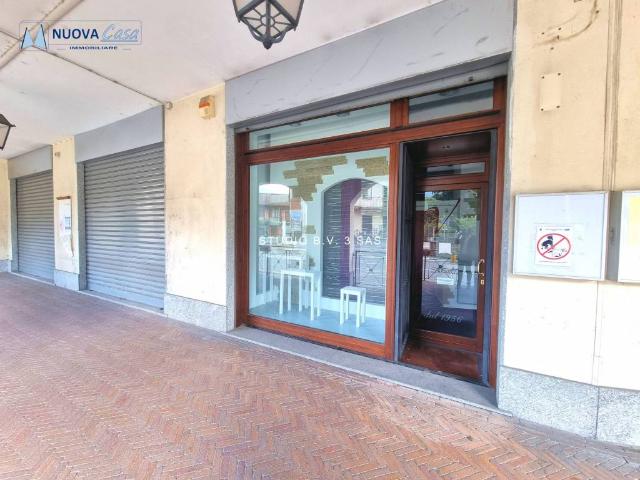 Locale Commerciale in vendita a Unione Montana di Comuni delle Valli di Lanzo, Ceronda e Casternone, Piemonte