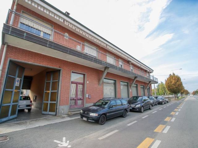 Locale Commerciale in vendita a Piemonte, Torino