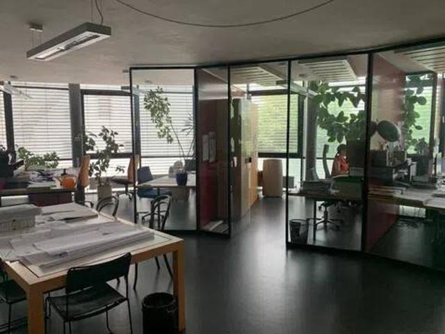 Locale Commerciale in vendita a Vinschgau - Val Venosta, Laces - Latsch