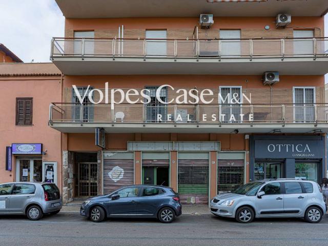 Locale Commerciale in vendita a Roma Capitale, Lazio
