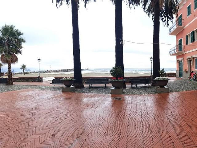 Locale Commerciale in vendita a Laigueglia, Liguria