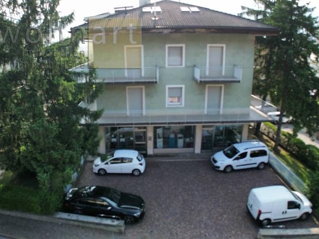 Locale Commerciale in vendita a Überetsch-Unterland - Oltradige-Bassa Atesina, Laives - Leifers