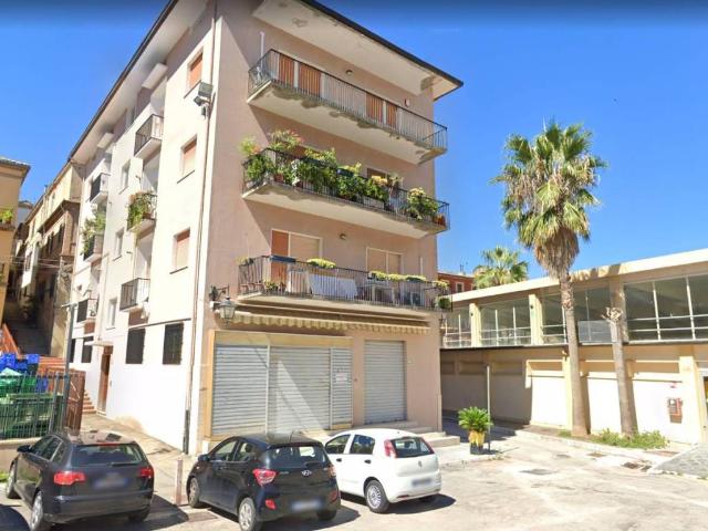 Locale Commerciale in vendita a Civitanova-Sacca, Lanciano