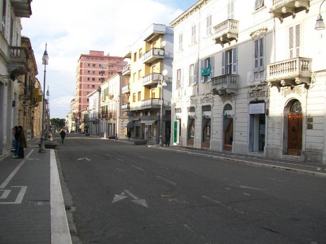 Locale Commerciale in vendita a Quartiere Trento e Trieste, Lanciano